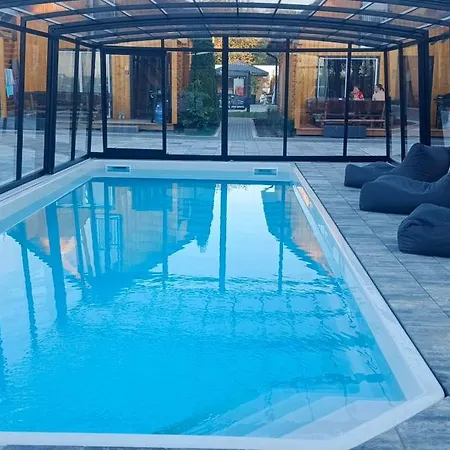Delux Family House *